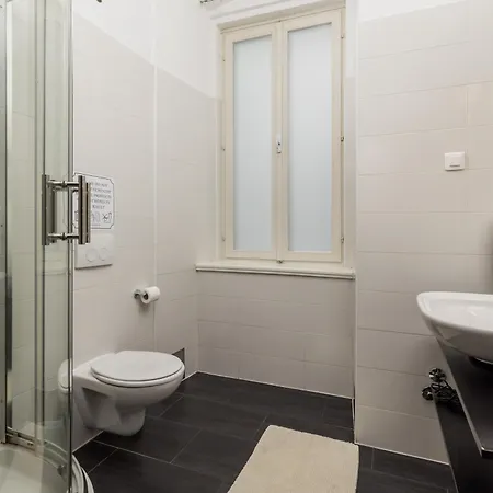& One World Apartman