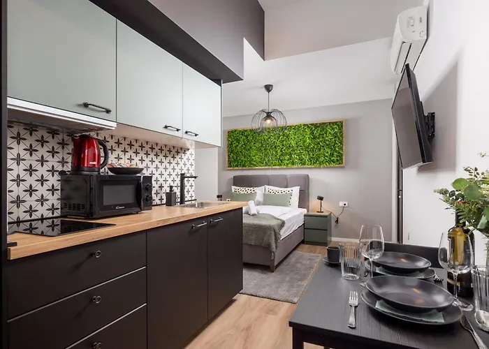 & One World Apartman *